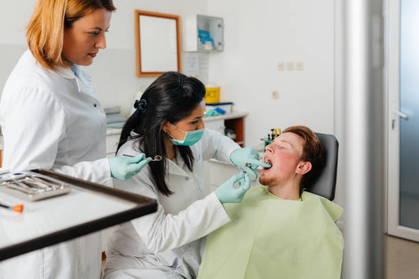 Best Tooth Infection Emergency Dentist  in Xtonia, PA